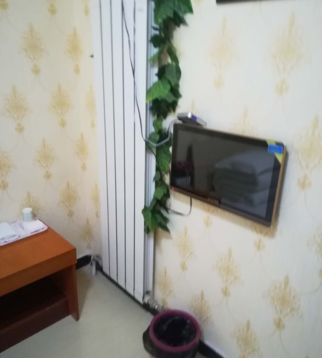 特价大床房(公共卫浴)
