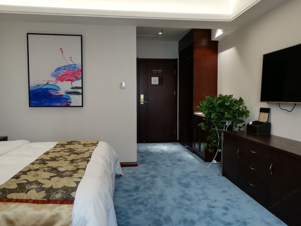 豪华大床房