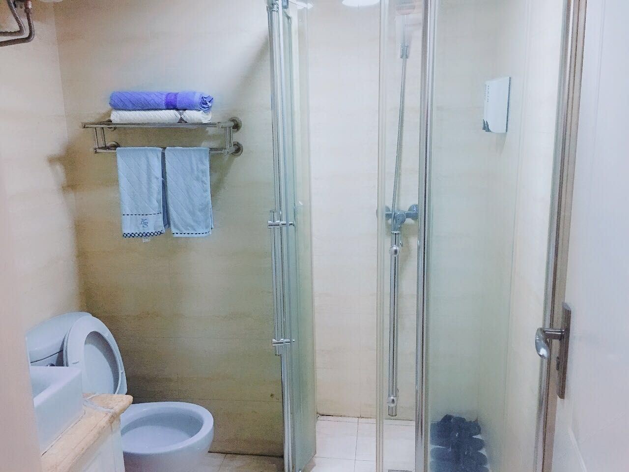 甜蜜一室圆床房