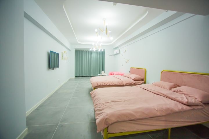 恋影小屋双床房