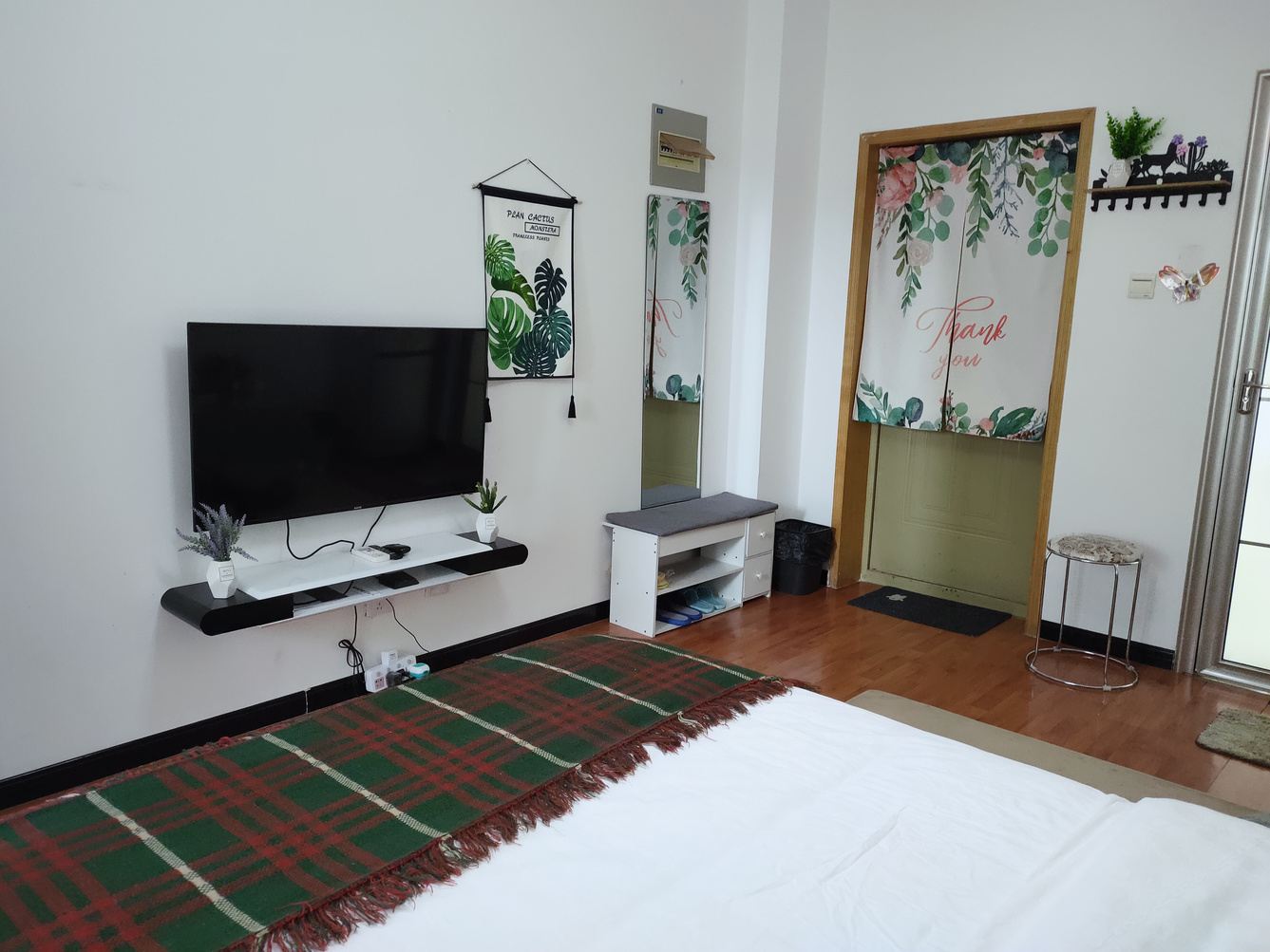 精致雅居一室大床房
