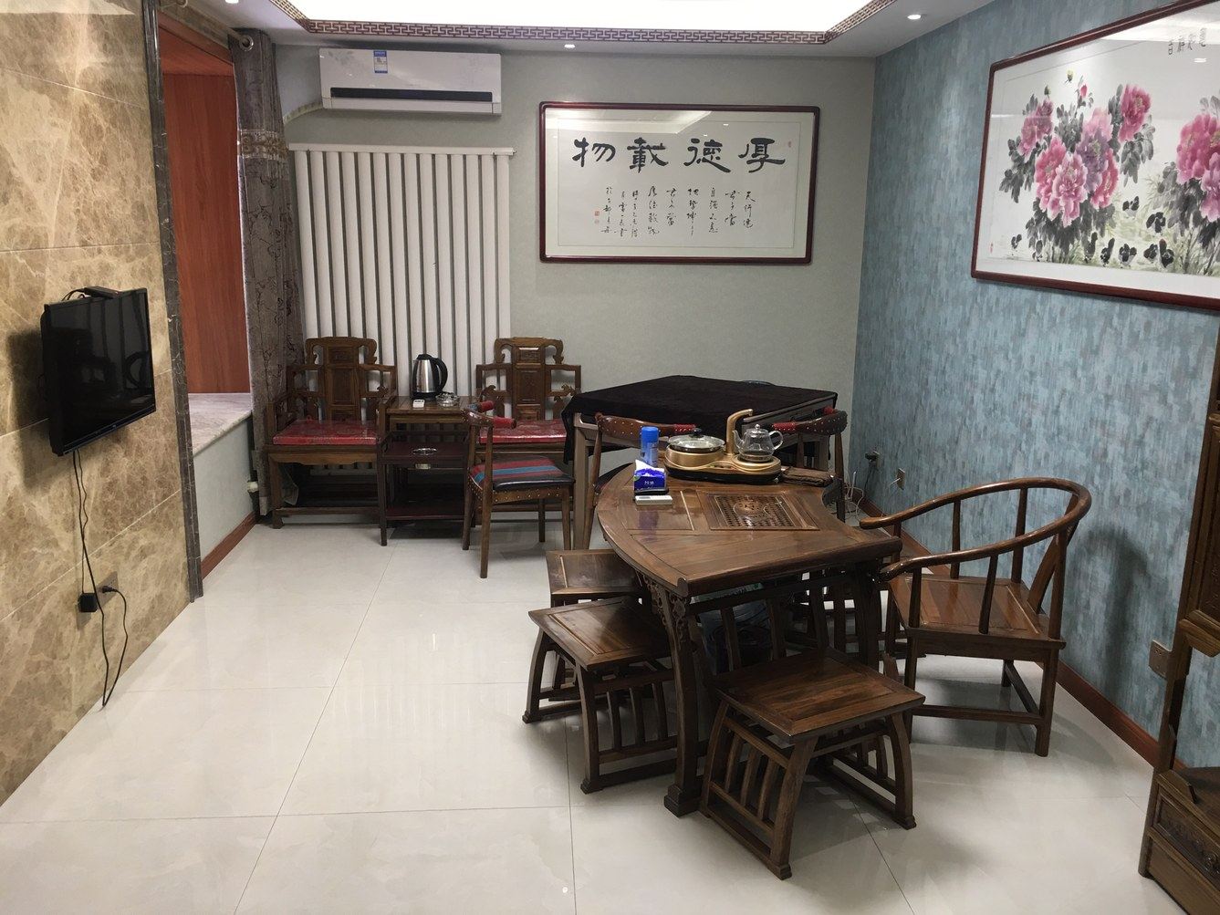 芙蓉二室一厅套房