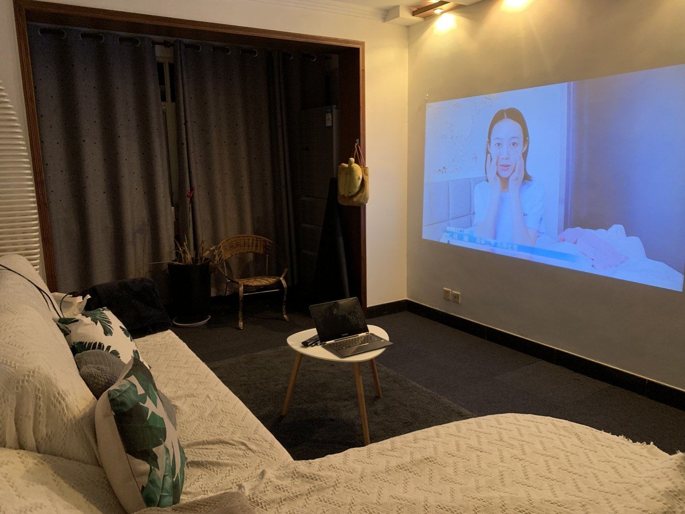 两室一厅