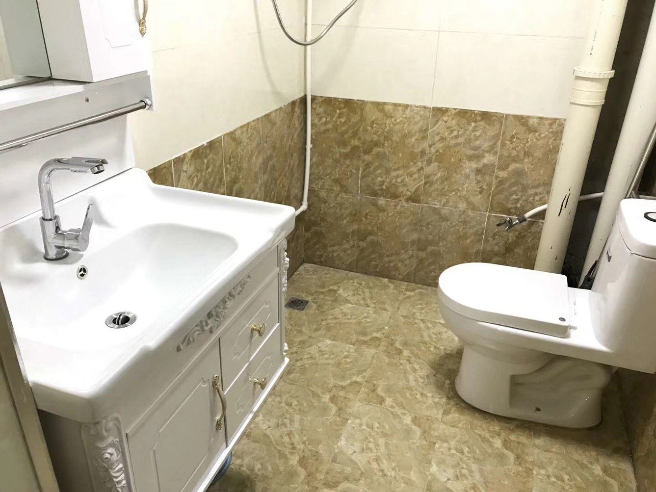 温馨一室一厅套房