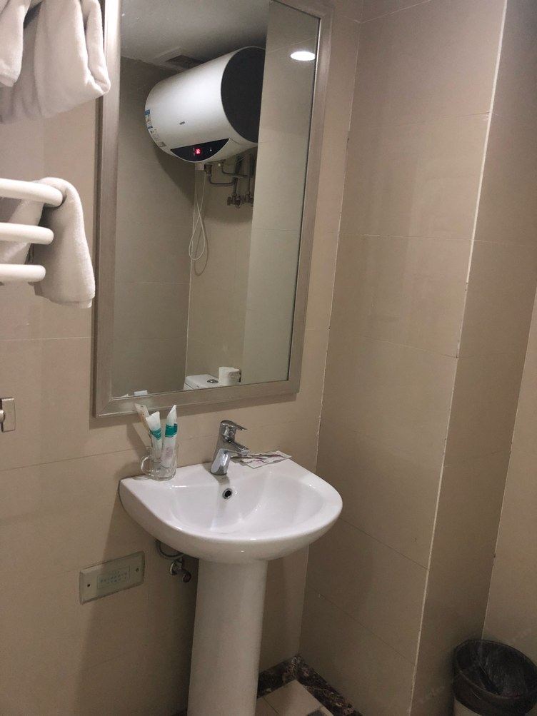 时光一室大床房