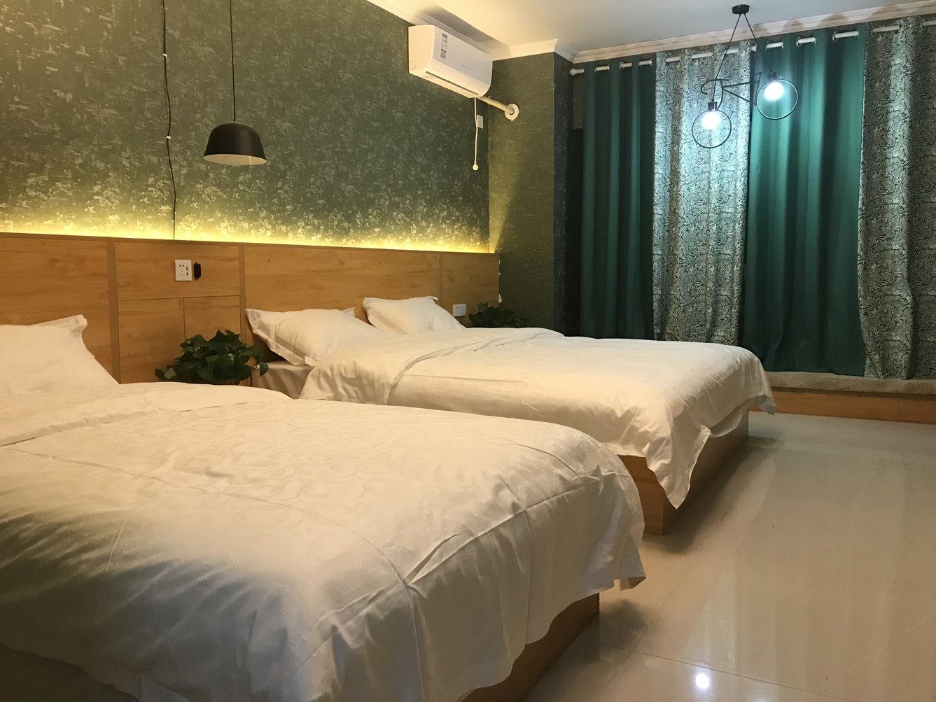 西安崔福东公寓(7号店)