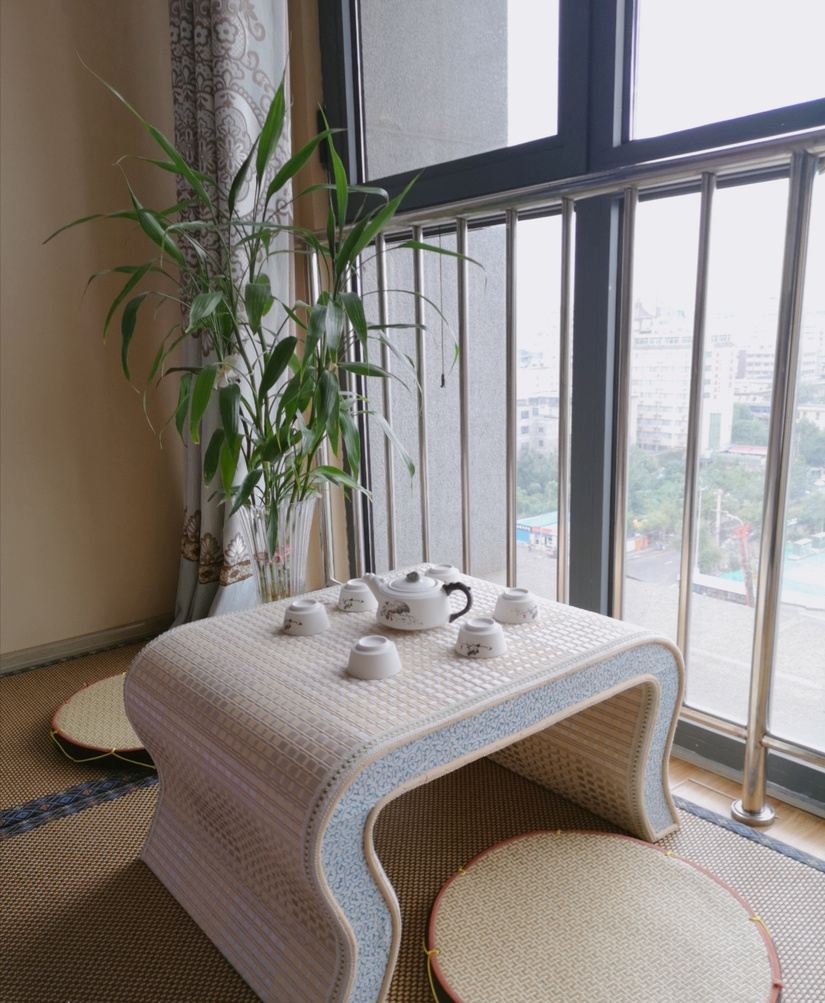榻榻米一室二床房