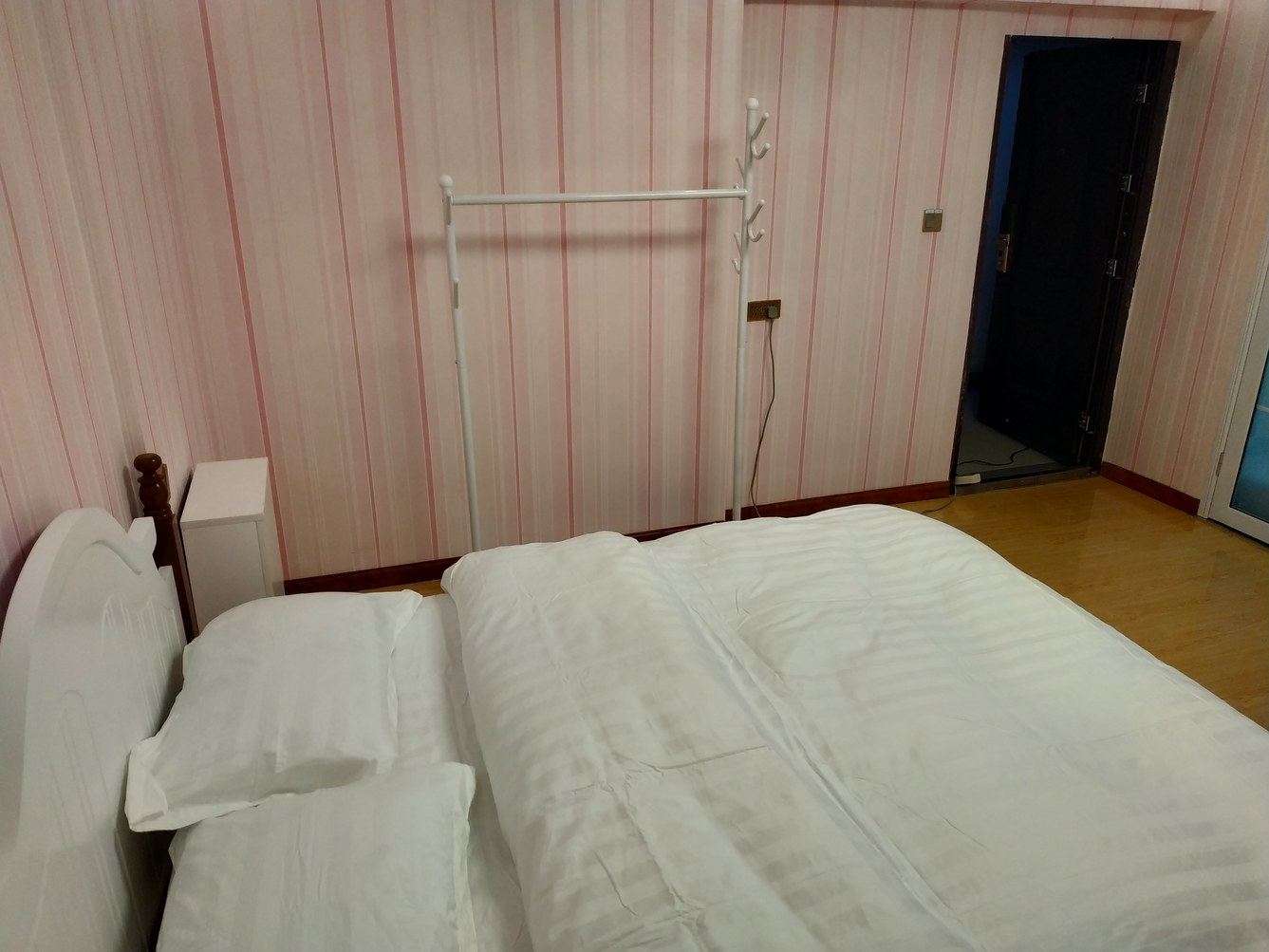 一室大床房