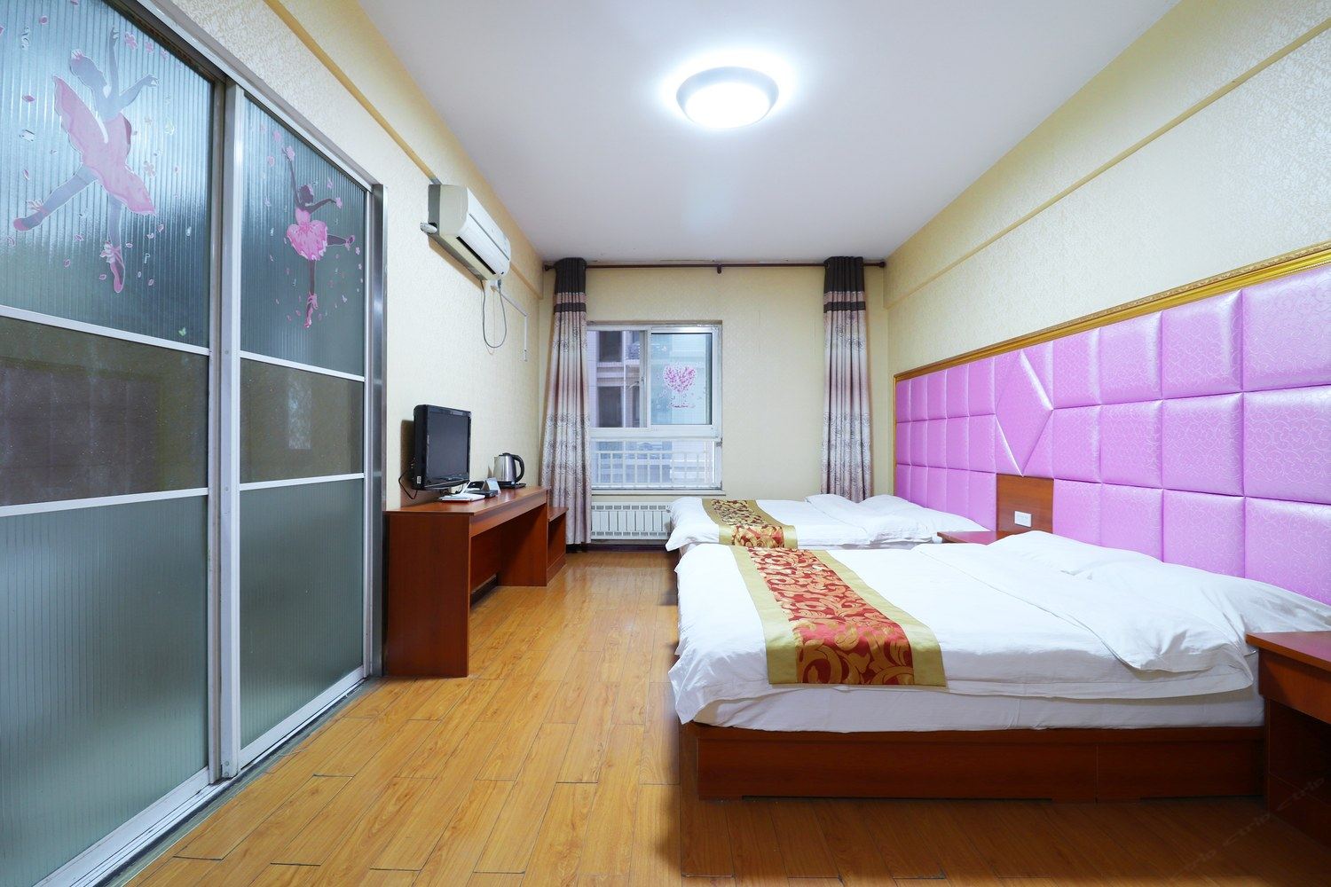 唐朝公寓(西安钟鼓楼店)