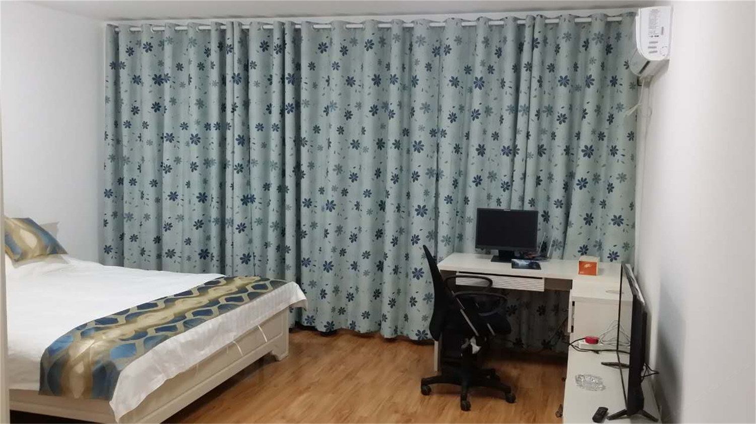 南京静畅短租公寓