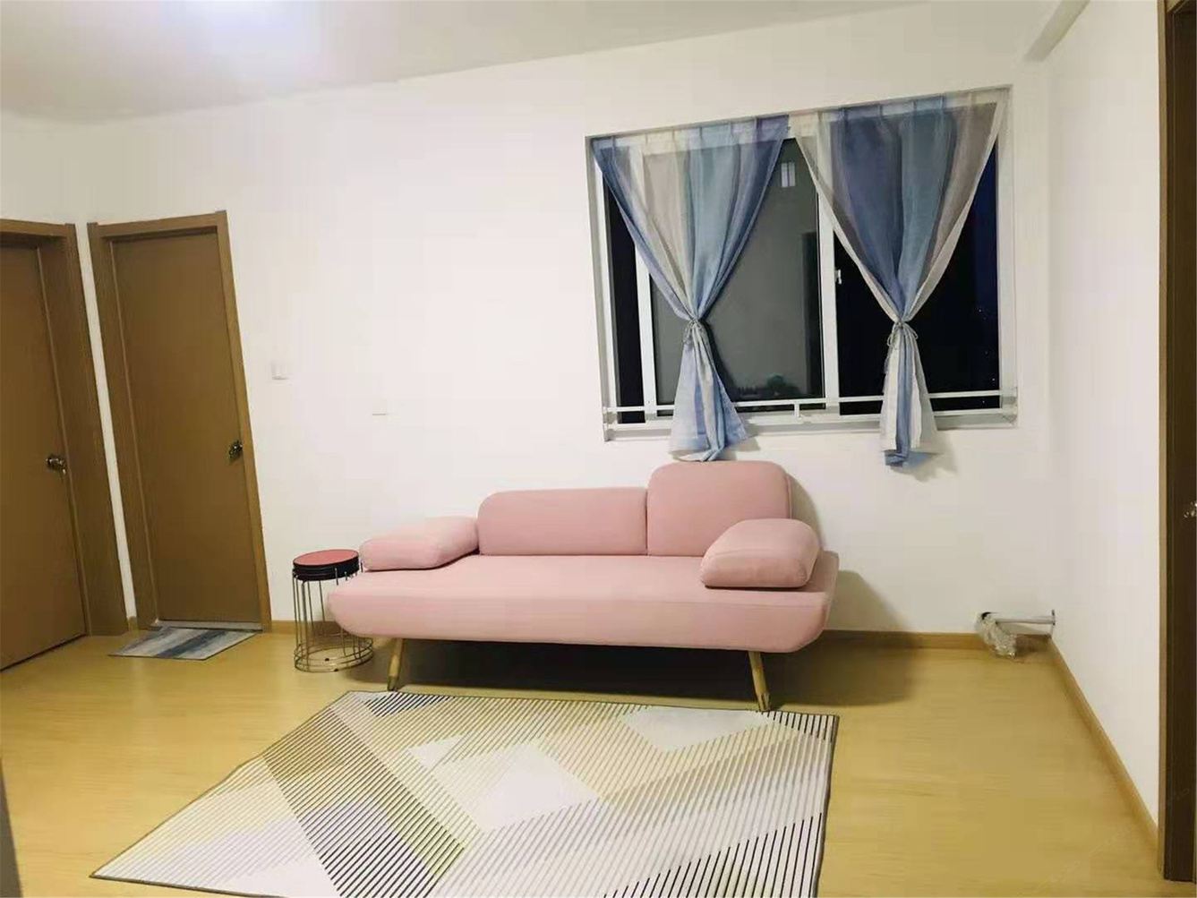 南京大玉儿马甲公寓(2号店)