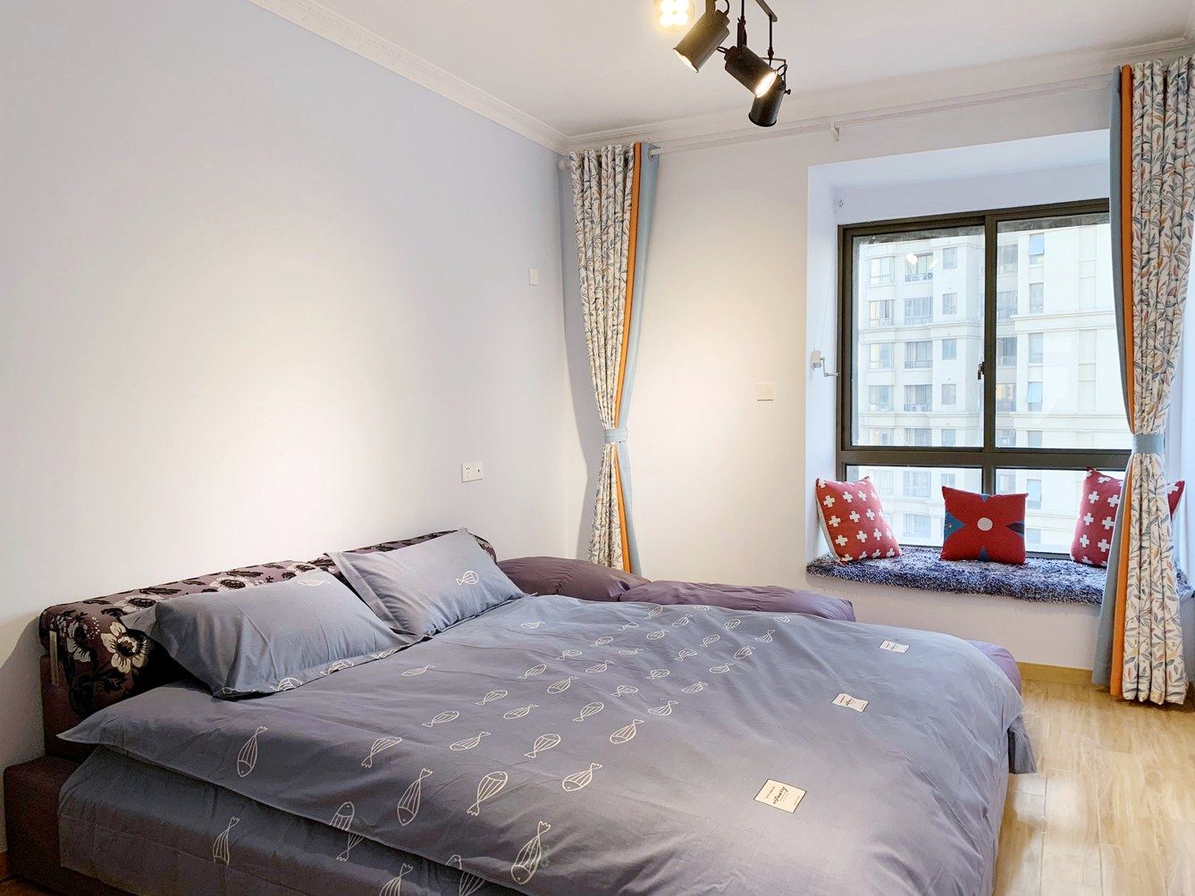 无锡拾光中点栈公寓(4号店)