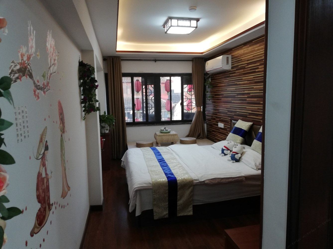 鸿和居客栈(苏州光明路店)