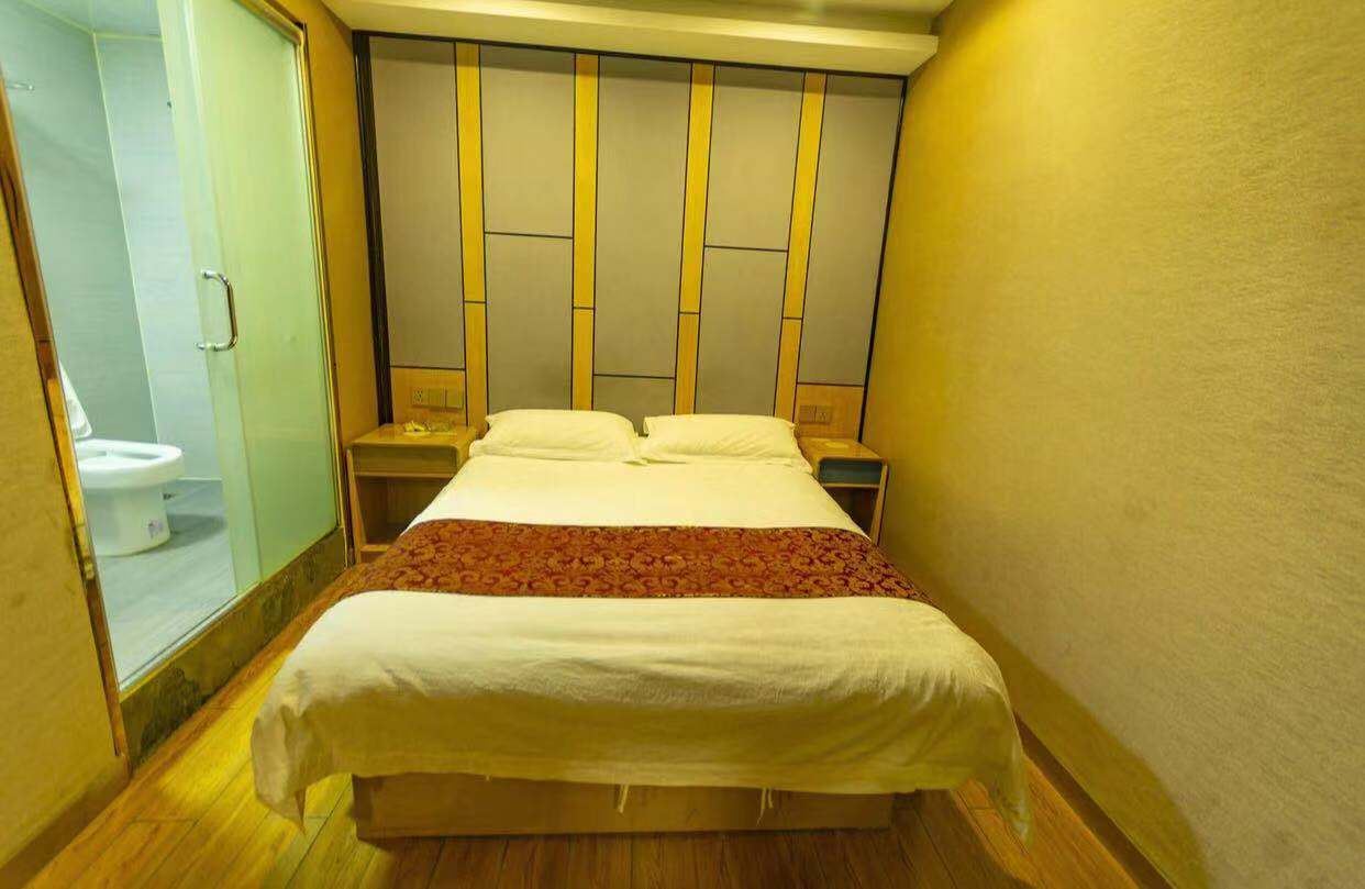 特惠大床房