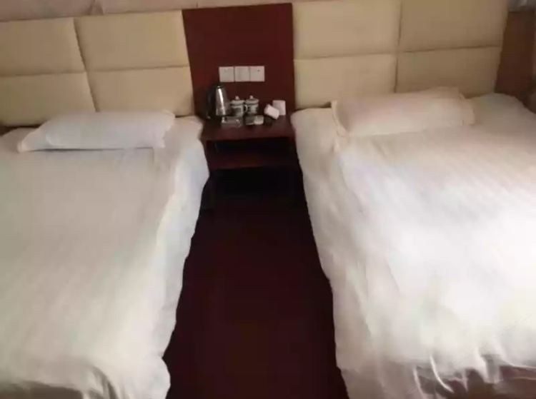 双人间