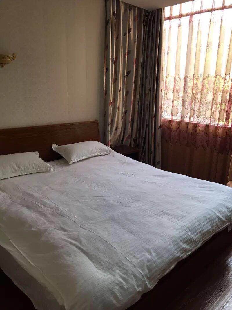 大床房