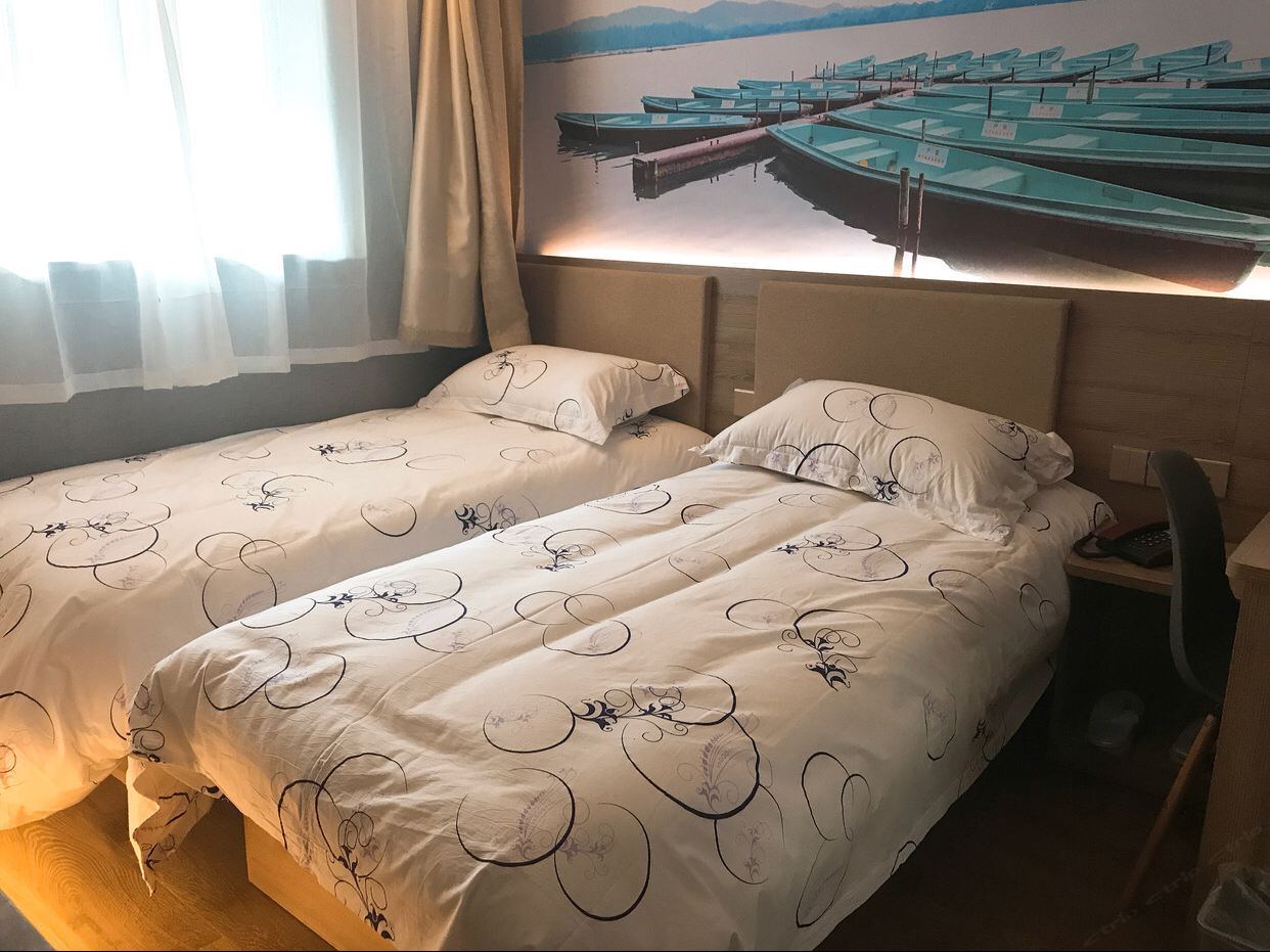 标准双人间