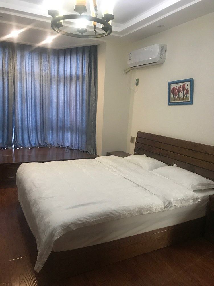 民宿大床房