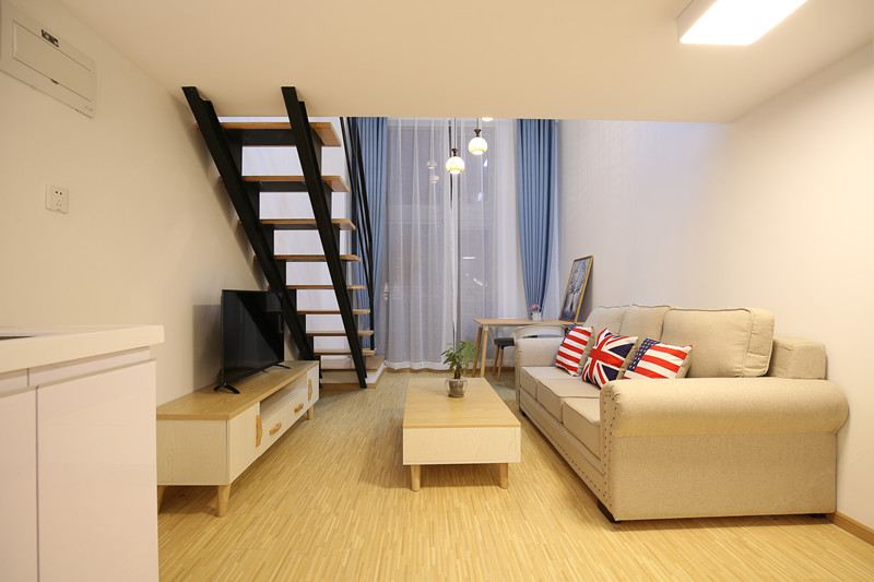 精品LOFT大床房