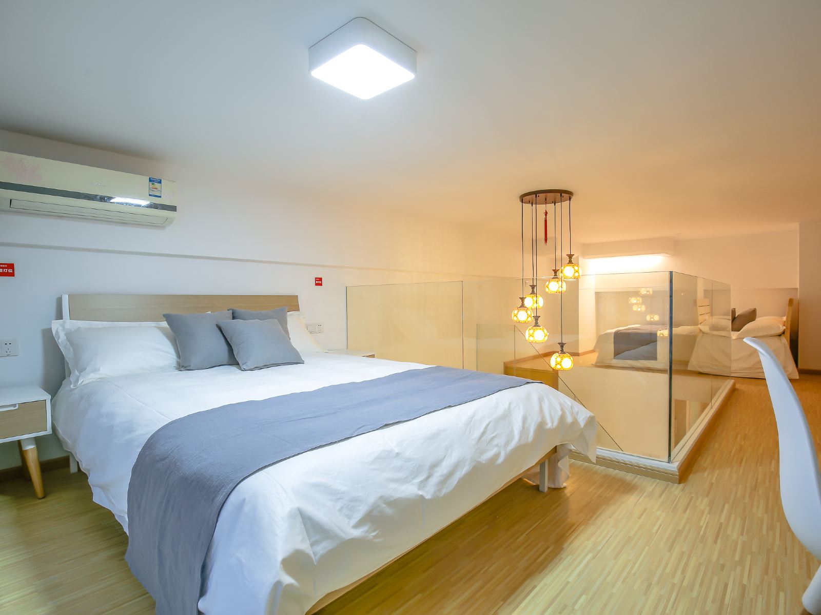 舒适LOFT双床房