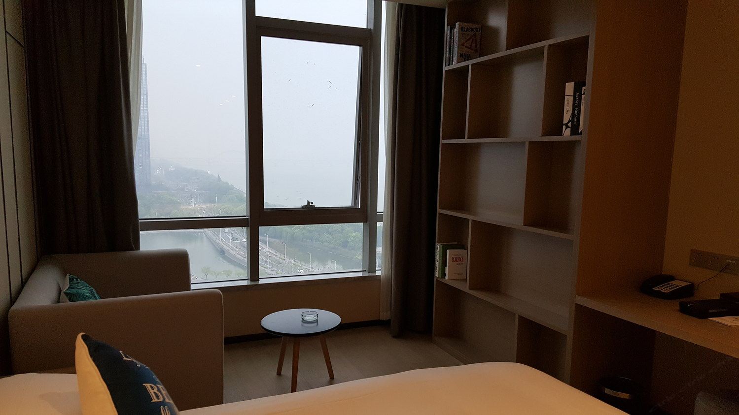 一线江景房