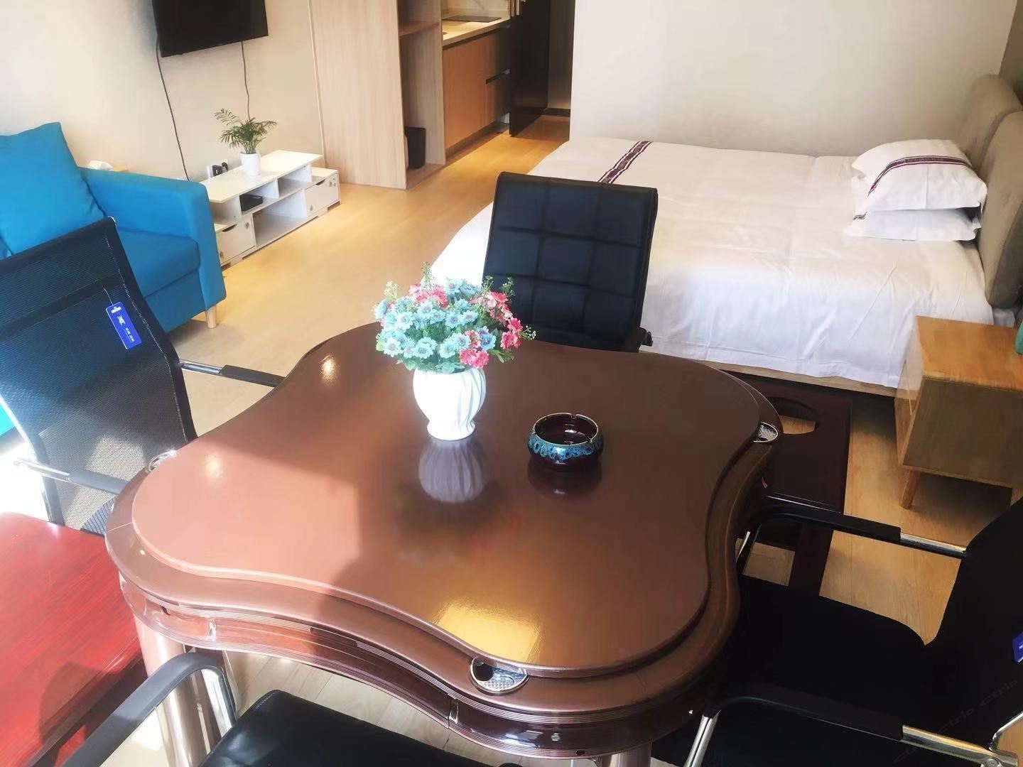 棋牌房