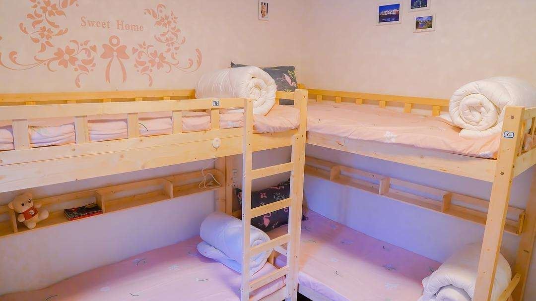 4人间(床位)(公共卫浴)