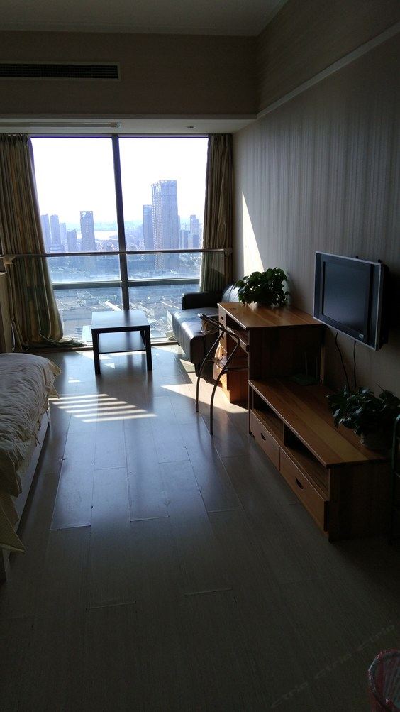 精选一室大床房