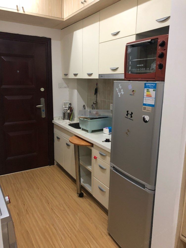 湖边一室大床房
