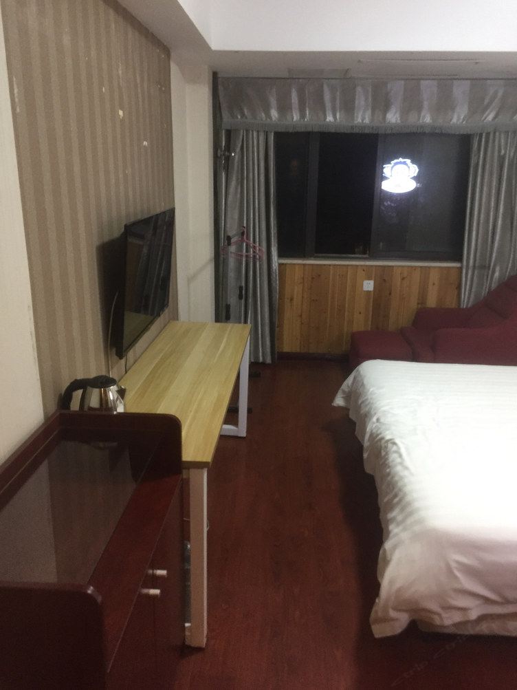 精致一室大床房