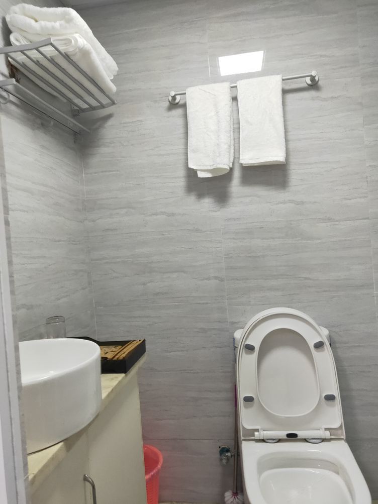 一室一厅套房