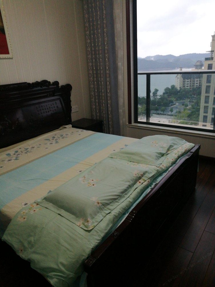 杭州老王家0424公寓