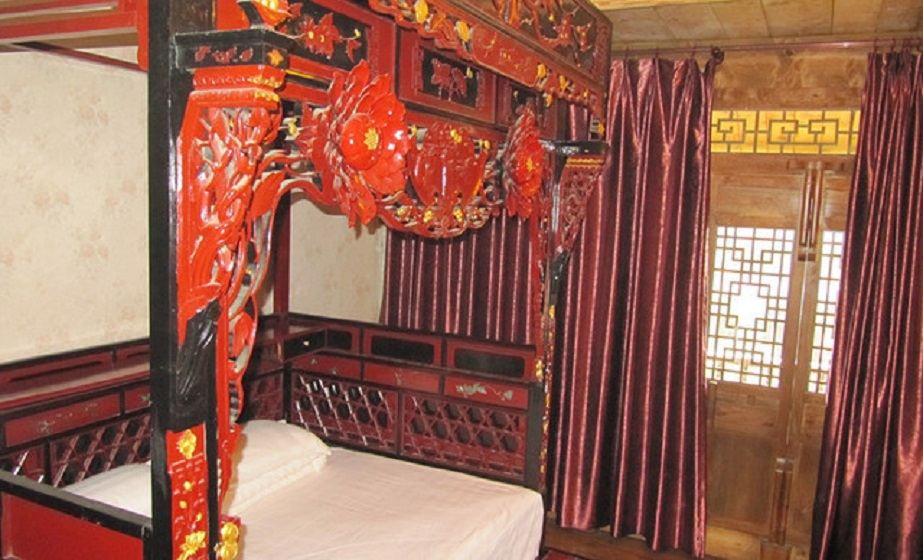小姐房