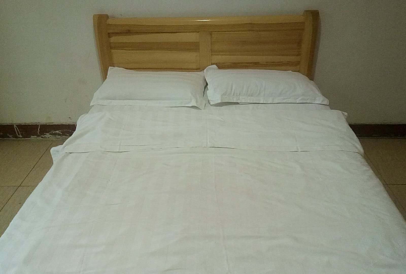 普通单间