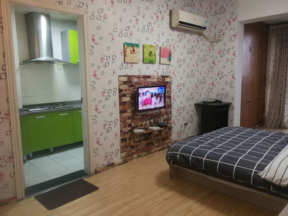 温馨大床房