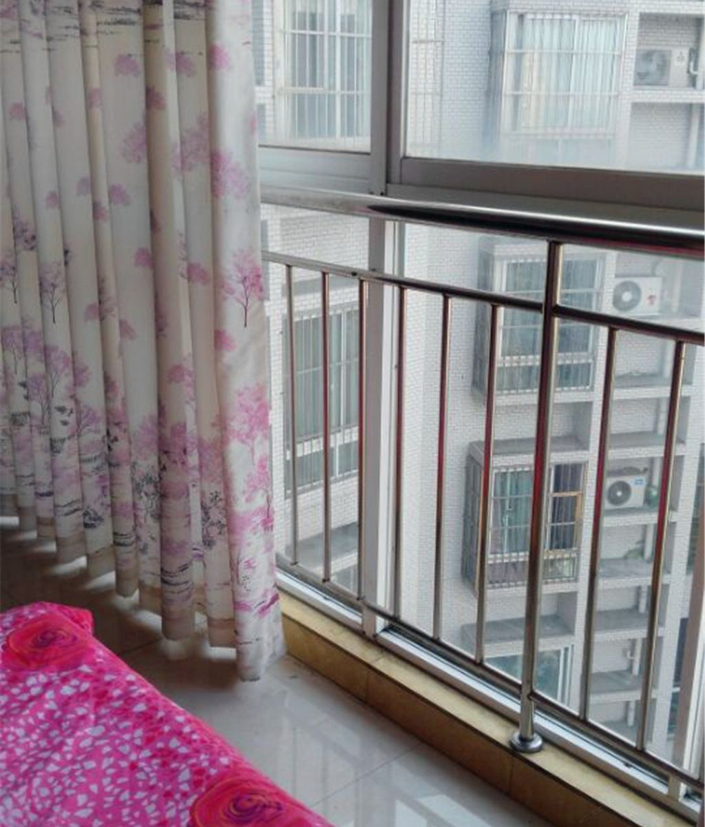 舒适大床房