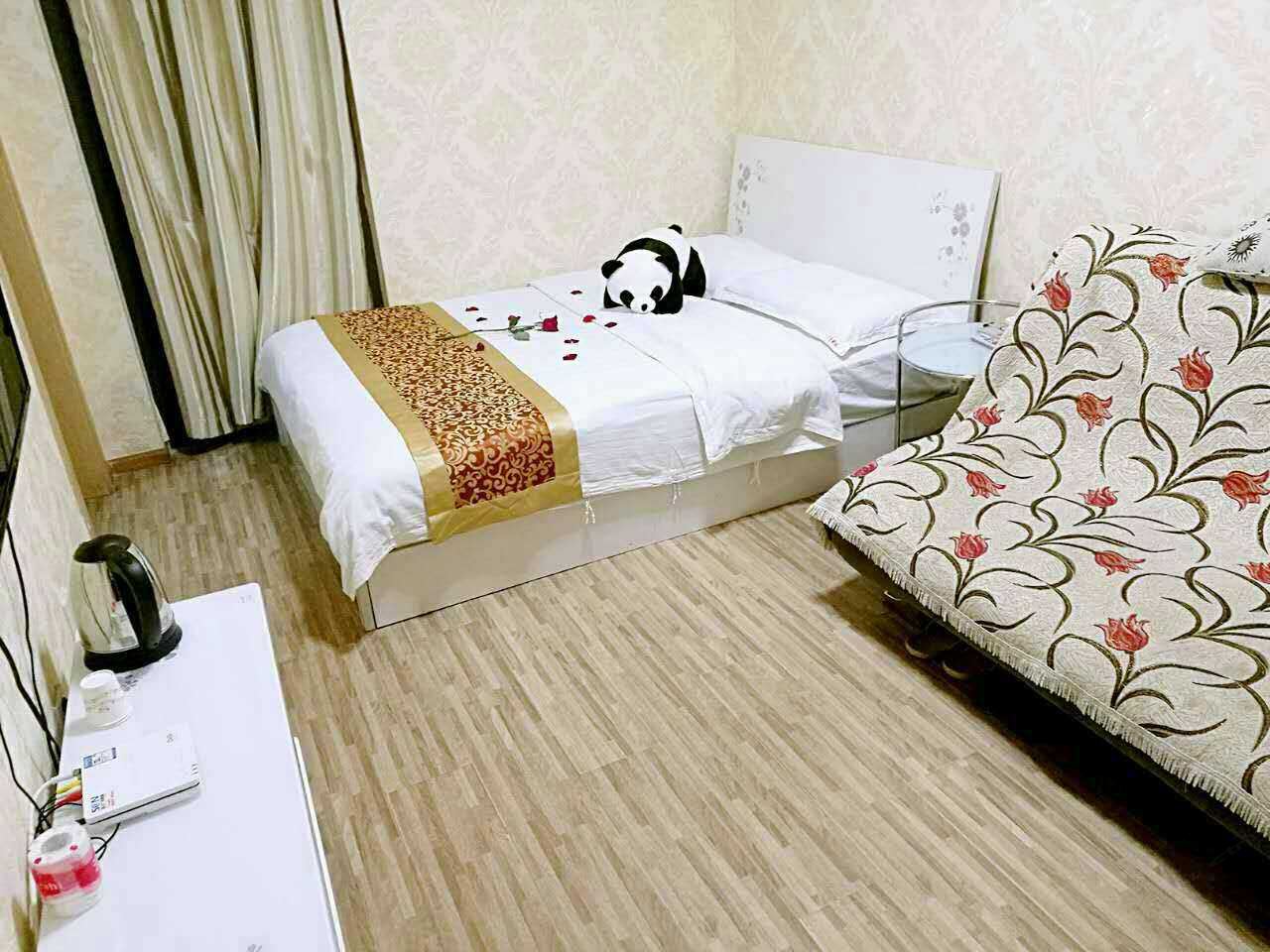 舒适大床房