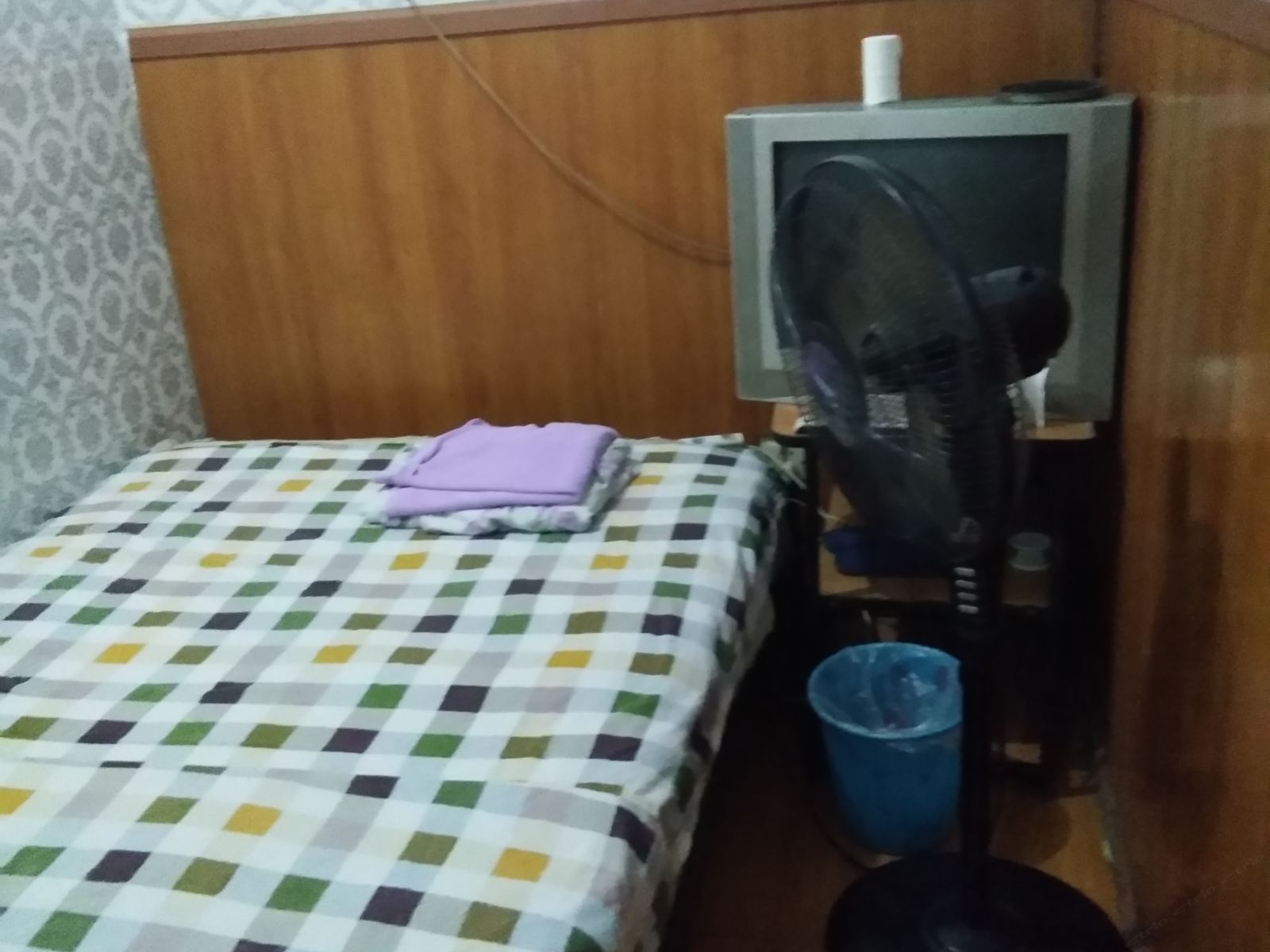 特惠单间(公共卫浴)