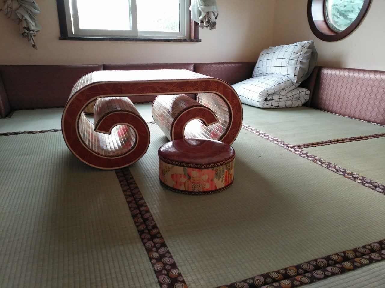 精致家庭三室一厅套房
