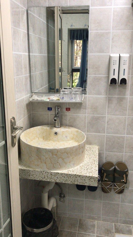 精品舒适大床房