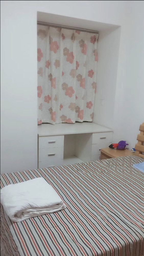两室一厅