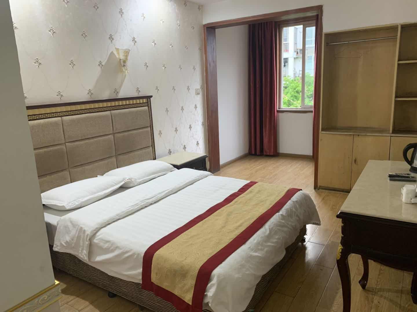 标准大床房