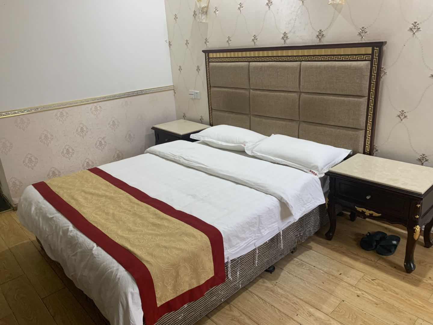 标准大床房