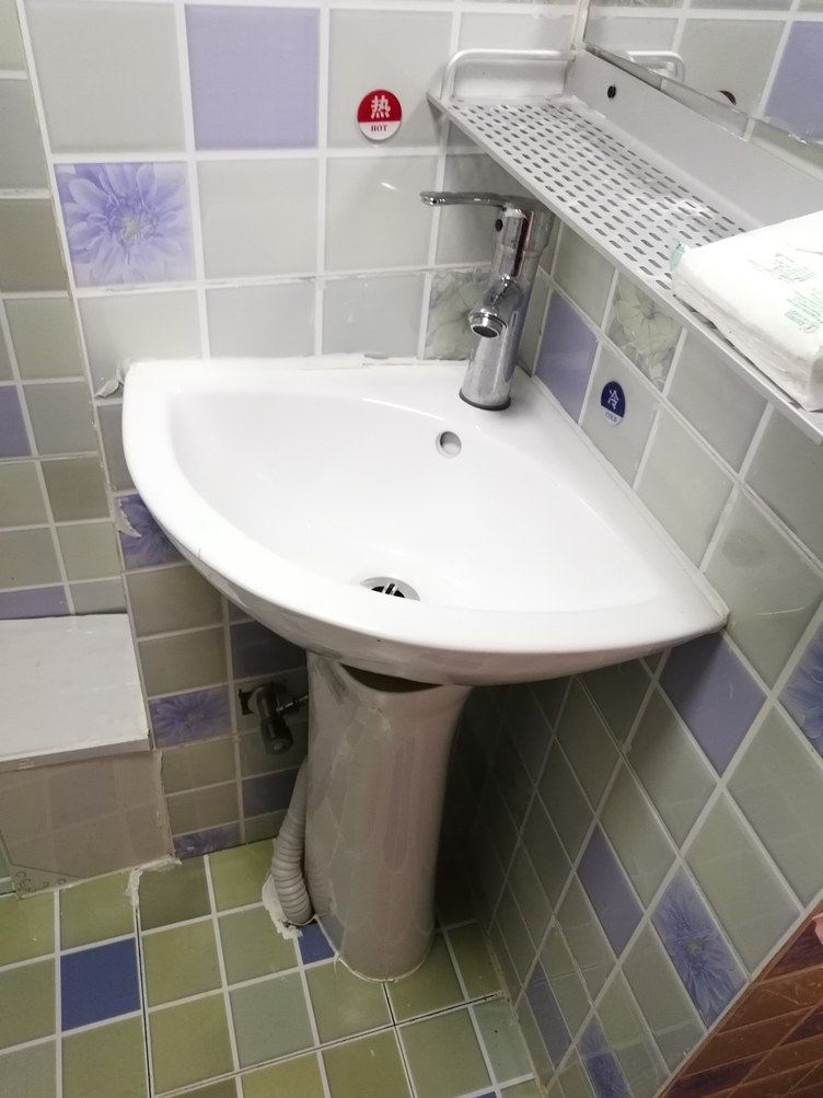 精装一室单床房