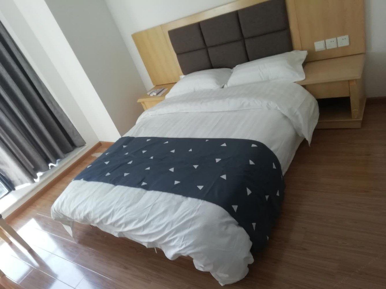成都刘军家公寓