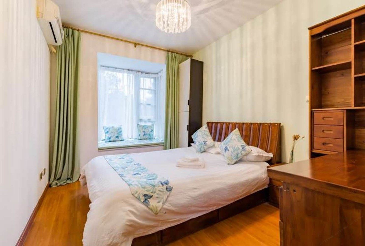 成都花间小屋