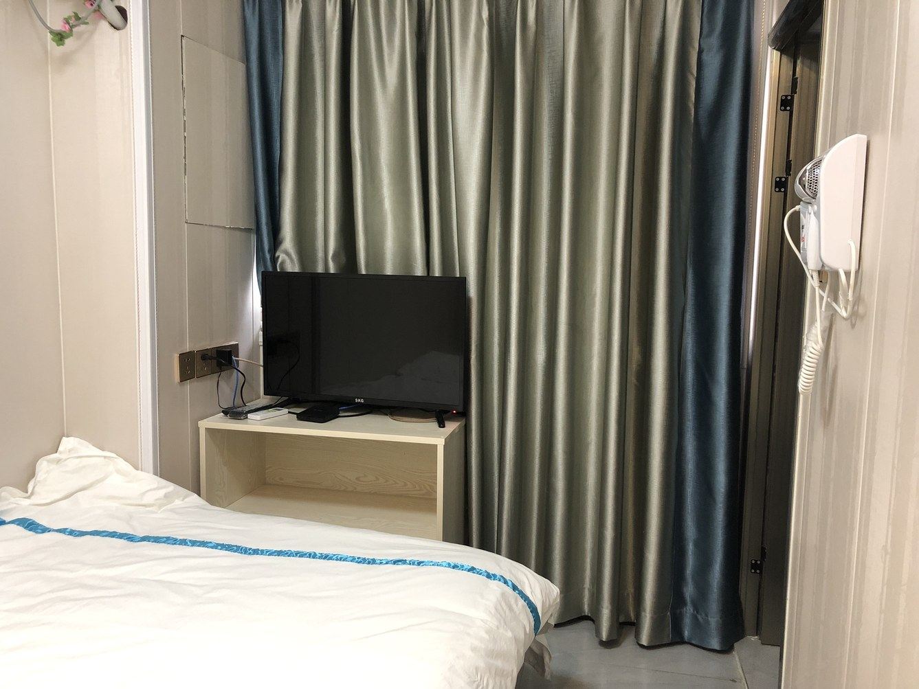 经济单人间