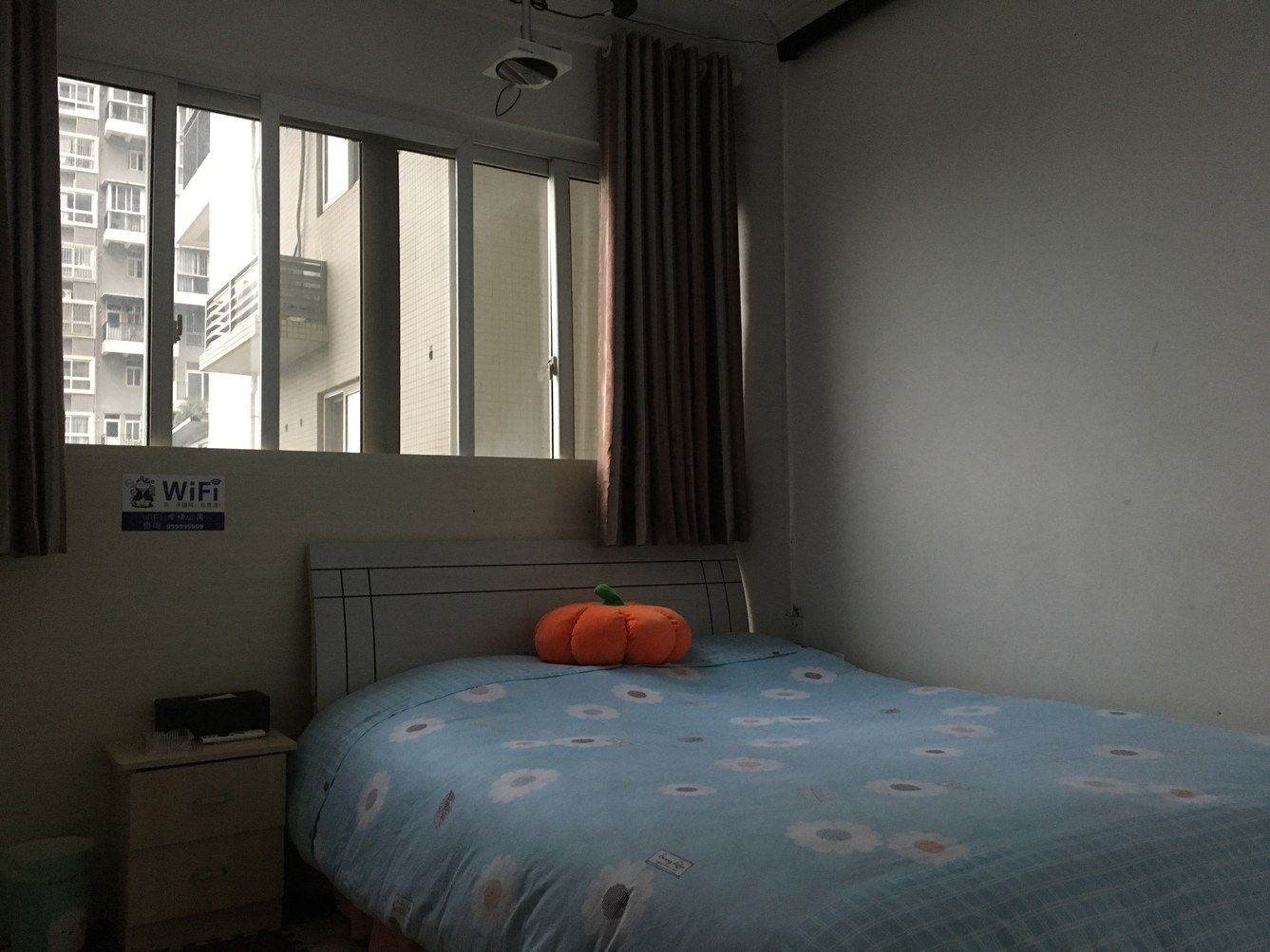 成都万舍民宿