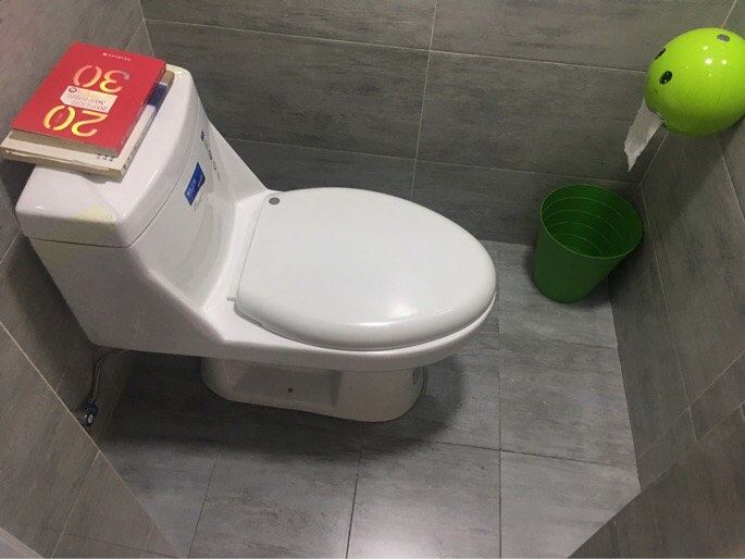 情侣二室一厅套房