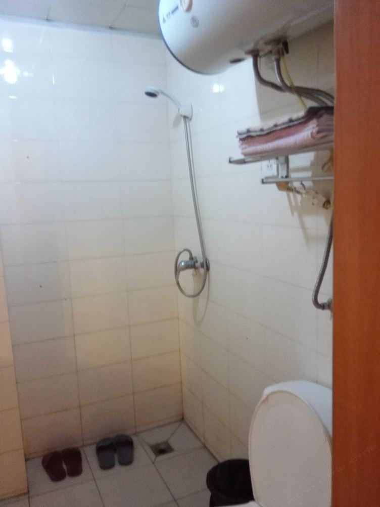 舒适温馨大床房